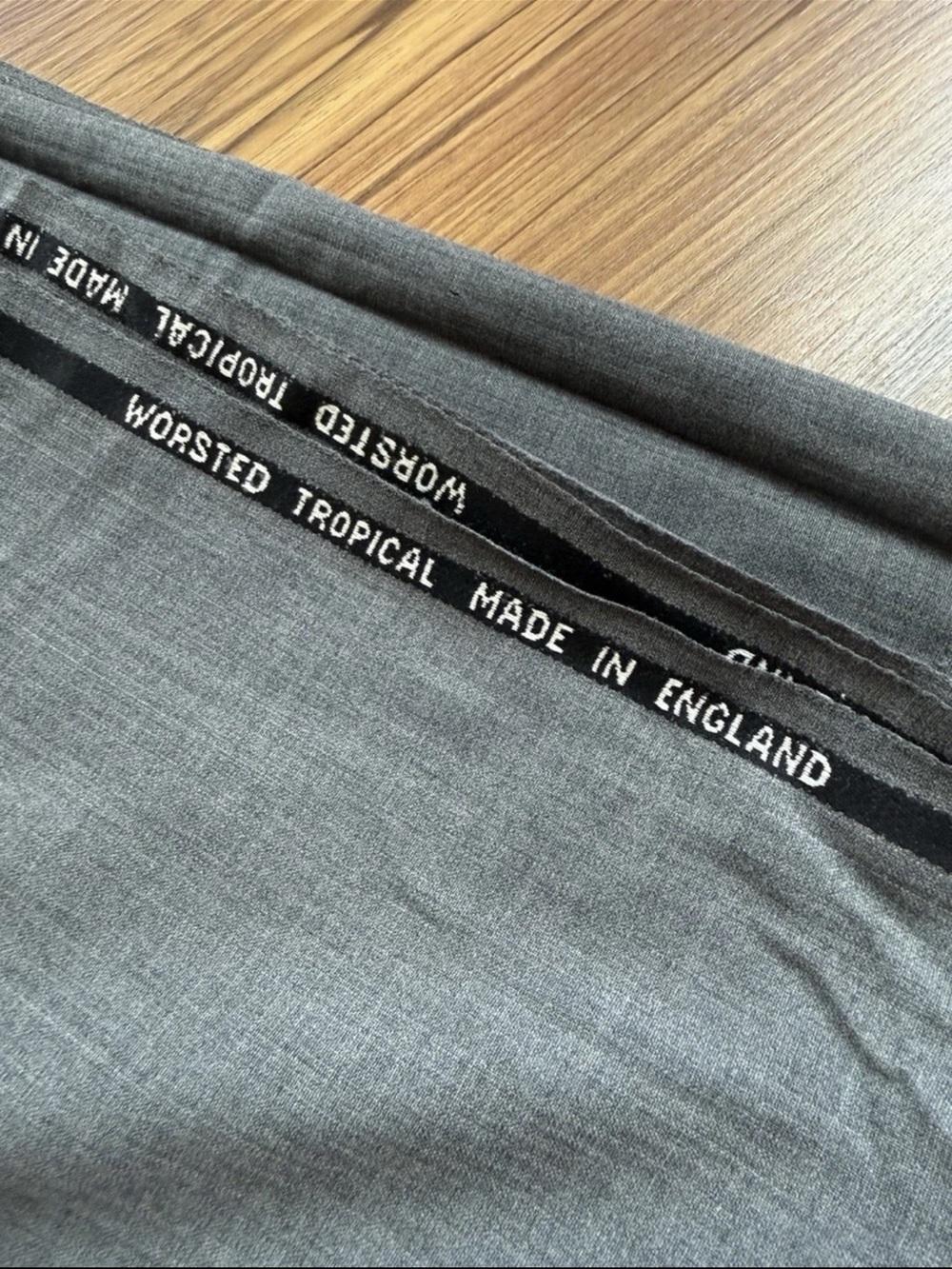 Made In England Tropical Worsted Wool Suiting Fabric Gray 2 yards + 8"L x 60"W